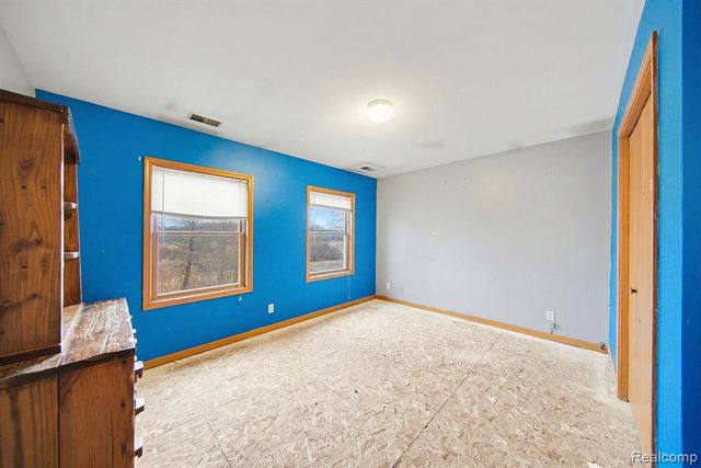 23780 Carleton West Road, Belleville, MI 48111