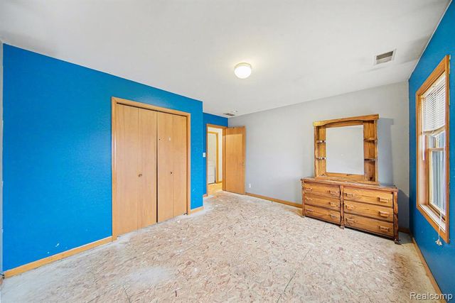 23780 Carleton West Road, Belleville, MI 48111