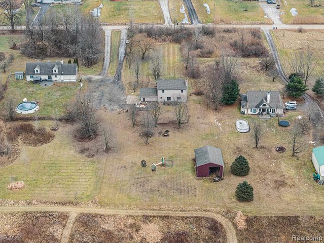 23780 Carleton West Road, Belleville, MI 48111