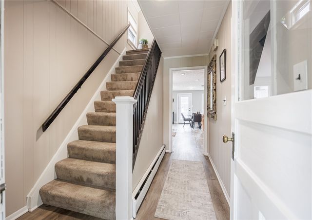210 East Linden Avenue, East Rochester, NY 14445