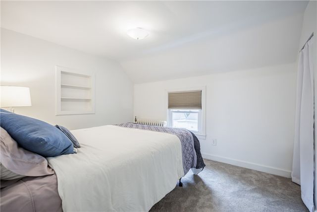 210 East Linden Avenue, East Rochester, NY 14445