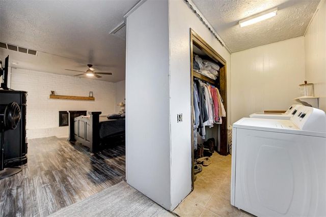 204 N Cherry Avenue, Union City, OK 73090