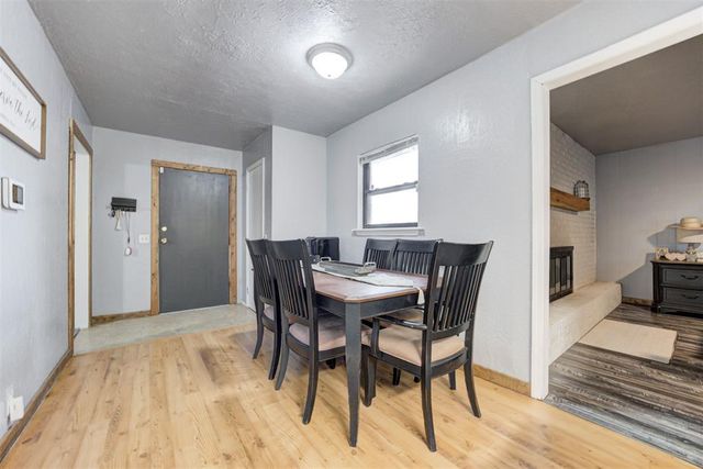 204 N Cherry Avenue, Union City, OK 73090