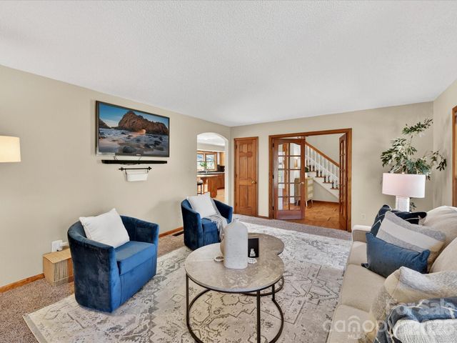 142 Scotland Drive, Mooresville, NC 28115