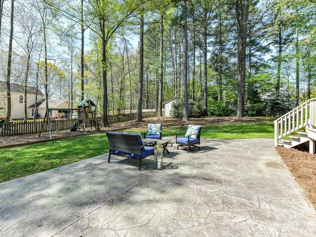 142 Scotland Drive, Mooresville, NC 28115