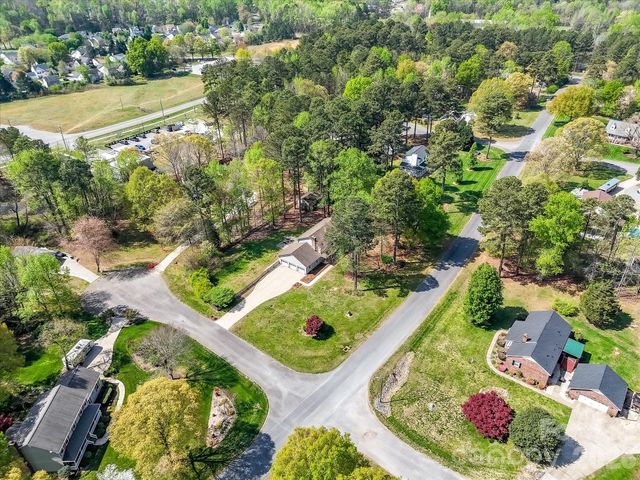 142 Scotland Drive, Mooresville, NC 28115