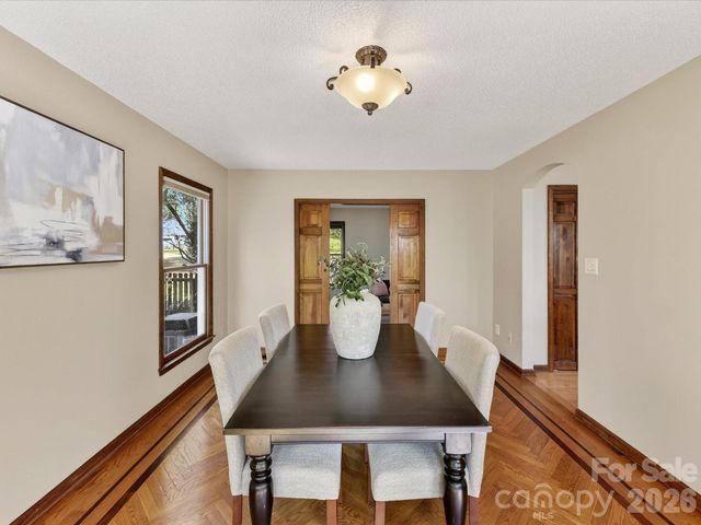 142 Scotland Drive, Mooresville, NC 28115