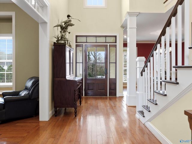 30 Cardinal Drive, Guntersville, AL 35976