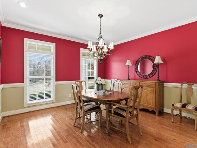 30 Cardinal Drive, Guntersville, AL 35976