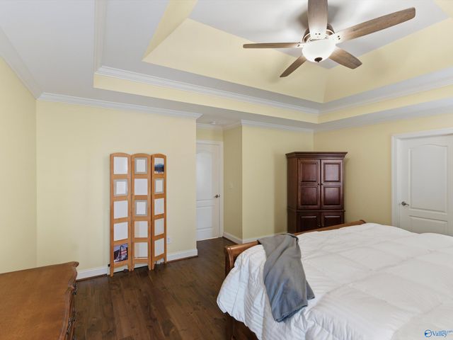 30 Cardinal Drive, Guntersville, AL 35976