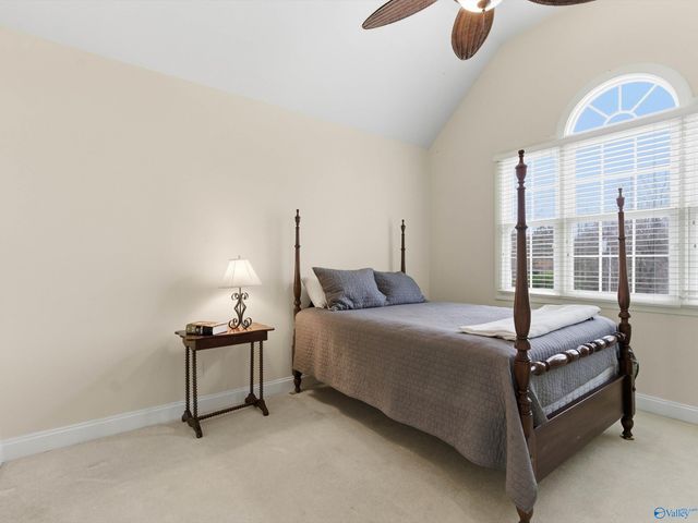 30 Cardinal Drive, Guntersville, AL 35976