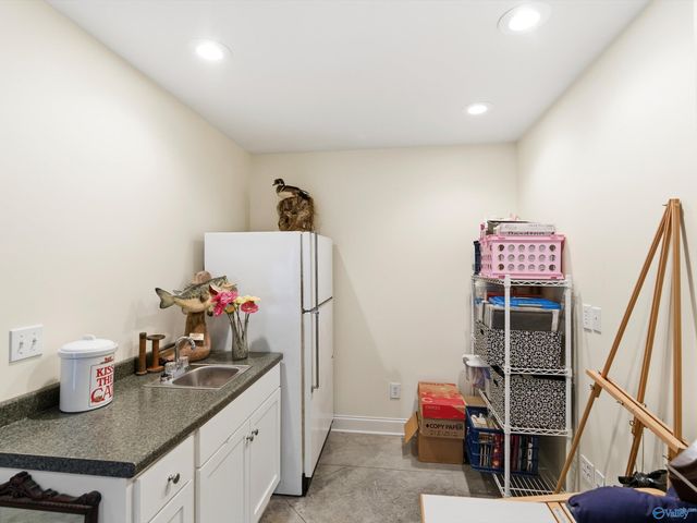 30 Cardinal Drive, Guntersville, AL 35976