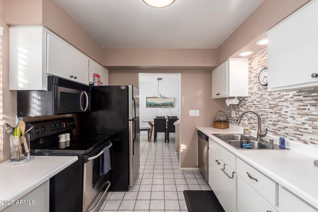 4630 N 68TH Street 231, Scottsdale, AZ 85251