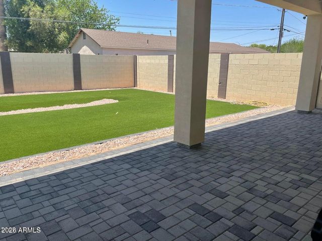 6824 N 14TH Street, Phoenix, AZ 85014