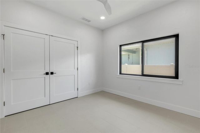 813 E 1ST AVENUE, New Smyrna Beach, FL 32169