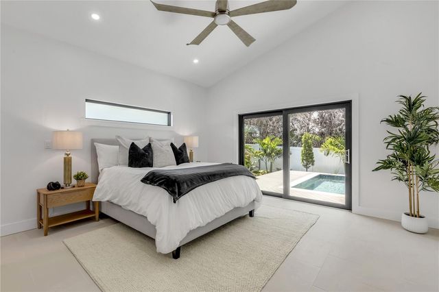 813 E 1ST AVENUE, New Smyrna Beach, FL 32169