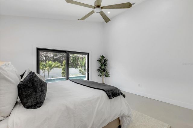 813 E 1ST AVENUE, New Smyrna Beach, FL 32169