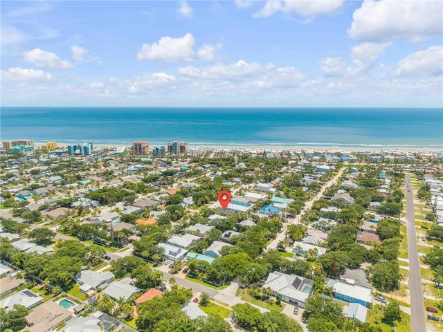 813 E 1ST AVENUE, New Smyrna Beach, FL 32169