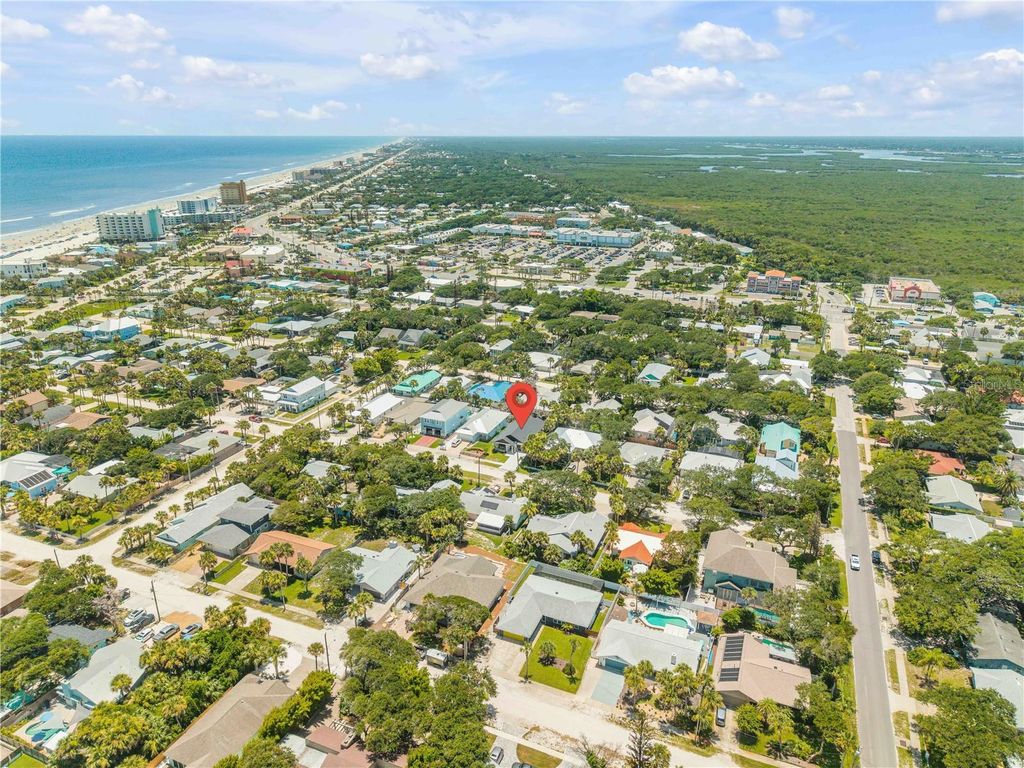 Image 71 of property listing at 813 E 1ST AVENUE, New Smyrna Beach, FL 32169