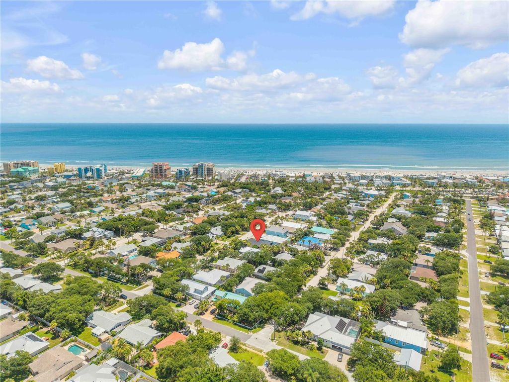 Image 73 of property listing at 813 E 1ST AVENUE, New Smyrna Beach, FL 32169