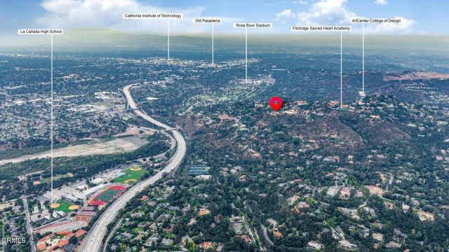 450 Palmerstone Drive, La Canada Flintridge, CA 91011