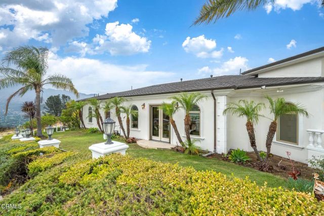 450 Palmerstone Drive, La Canada Flintridge, CA 91011
