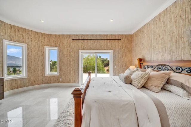 450 Palmerstone Drive, La Canada Flintridge, CA 91011