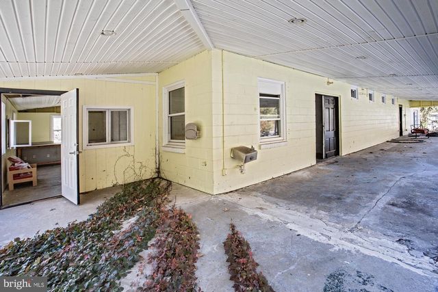 118 E PITTSFIELD ST, Pennsville, NJ 08070