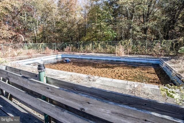 118 E PITTSFIELD ST, Pennsville, NJ 08070