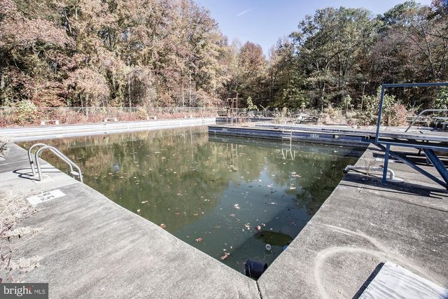 118 E PITTSFIELD ST, Pennsville, NJ 08070