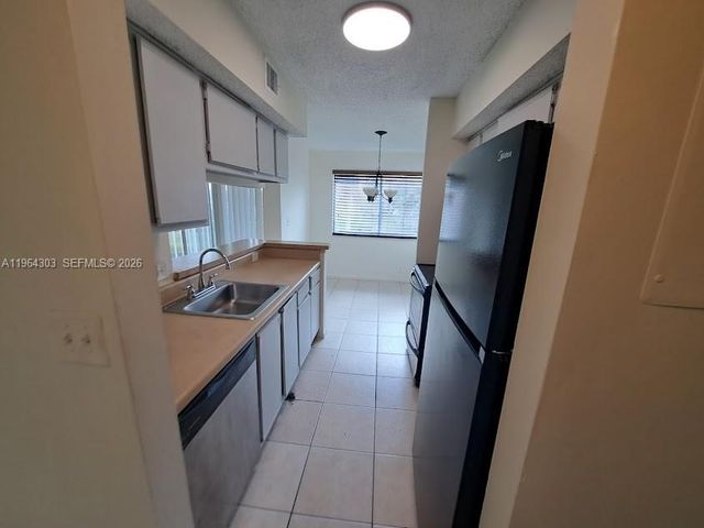 5760 Rock Island Rd 327, Tamarac, FL 33319