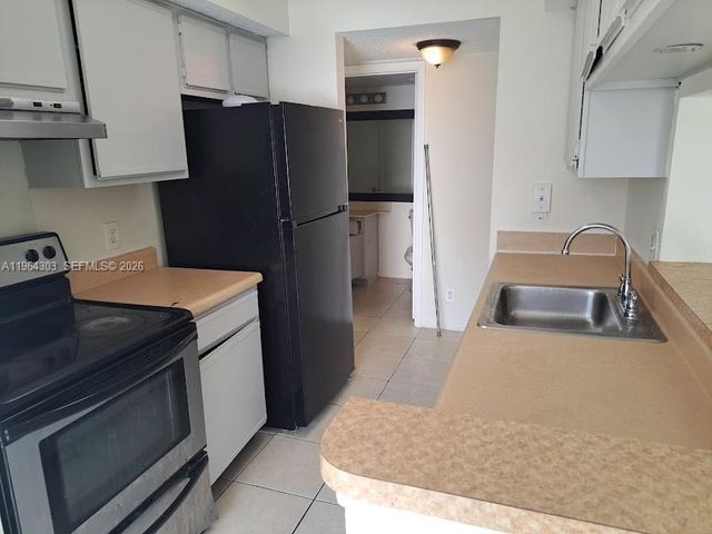 5760 Rock Island Rd 327, Tamarac, FL 33319