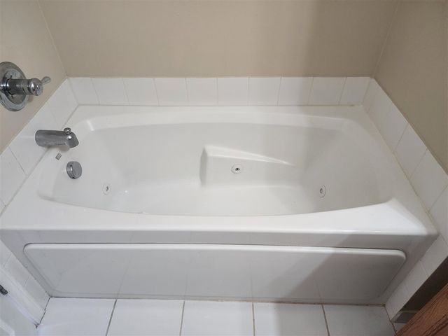 55439 Ambassador Court, Shelby Twp, MI 48316