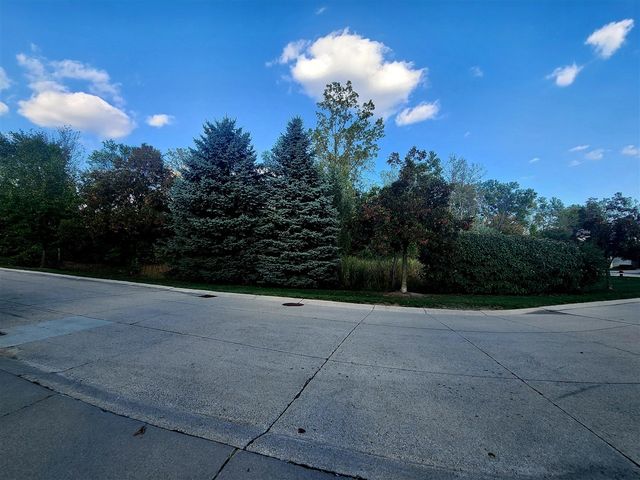 55439 Ambassador Court, Shelby Twp, MI 48316