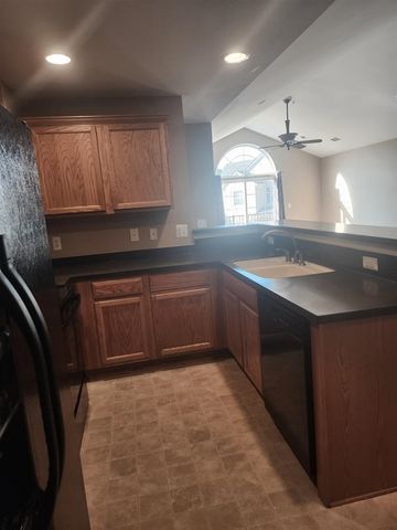 55439 Ambassador Court, Shelby Twp, MI 48316