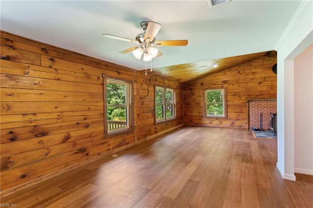 4937 Deer Path RD, Suffolk, VA 23437