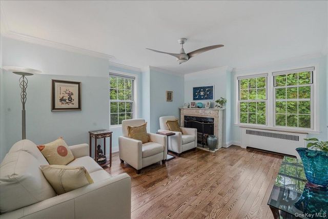 94 Pinewood Road 3D, Hartsdale, NY 10503