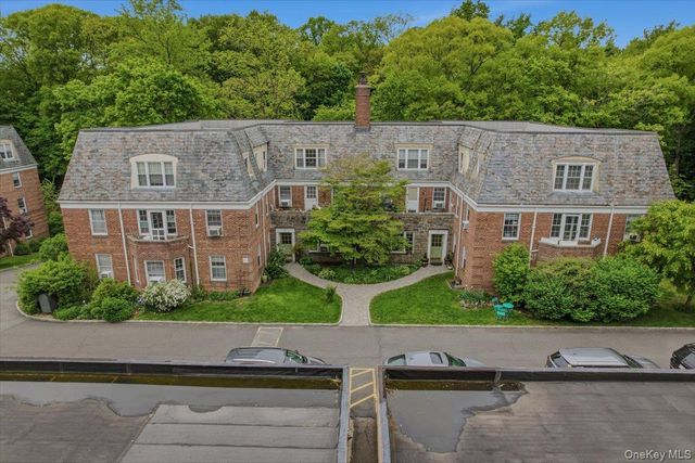 94 Pinewood Road 3D, Hartsdale, NY 10503