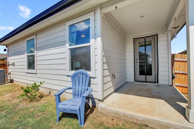 140 Texas Palmetto CIR, Kyle, TX 78640
