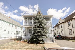 27-29 Graves Avenue, Lynn, MA 01902