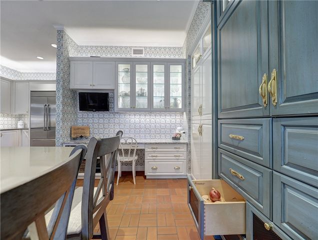 334 Pebble Beach Dr, Portland, TX 78374