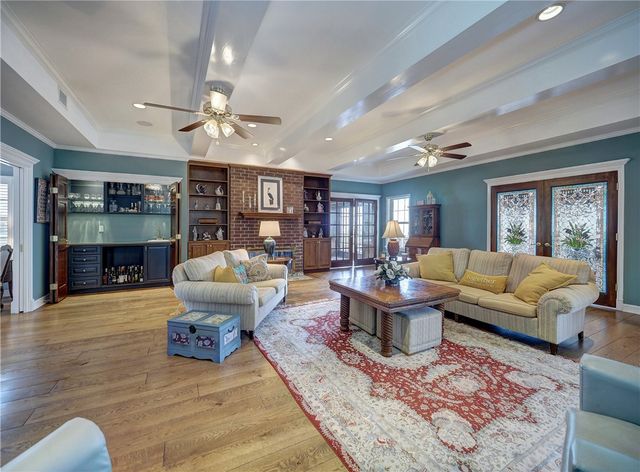 334 Pebble Beach Dr, Portland, TX 78374