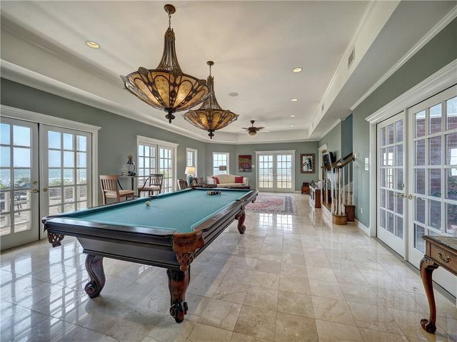 334 Pebble Beach Dr, Portland, TX 78374