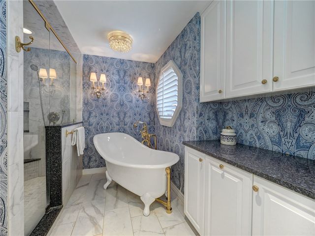 334 Pebble Beach Dr, Portland, TX 78374