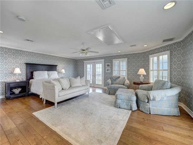 334 Pebble Beach Dr, Portland, TX 78374