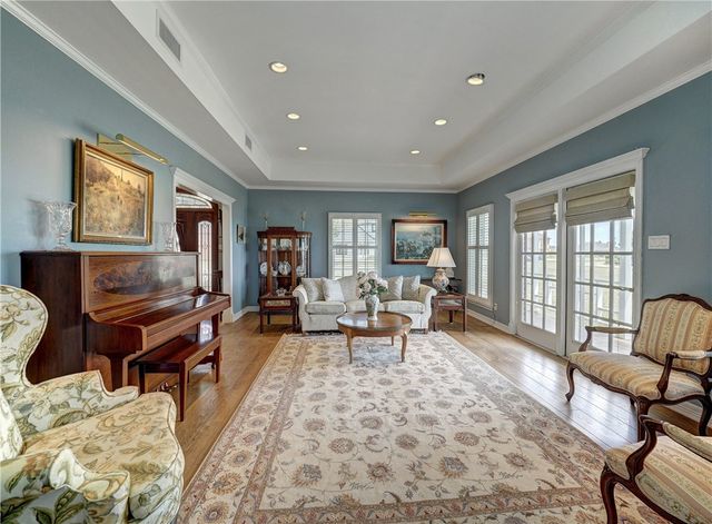 334 Pebble Beach Dr, Portland, TX 78374