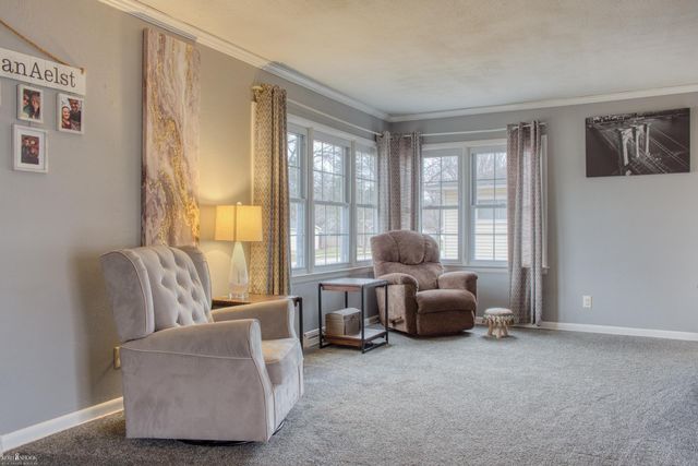 1423 Olmstead Street, Owosso, MI 48867