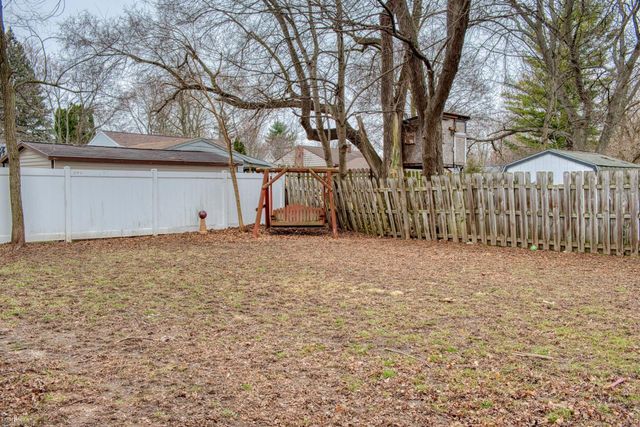 1423 Olmstead Street, Owosso, MI 48867