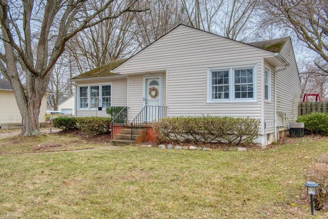 1423 Olmstead Street, Owosso, MI 48867