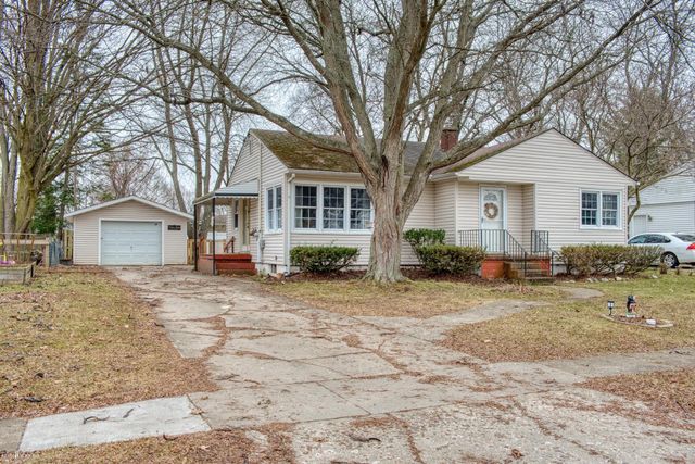 1423 Olmstead Street, Owosso, MI 48867